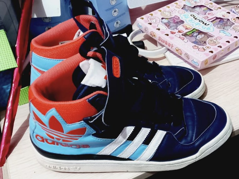 Sepatu adidas on sale air jordan