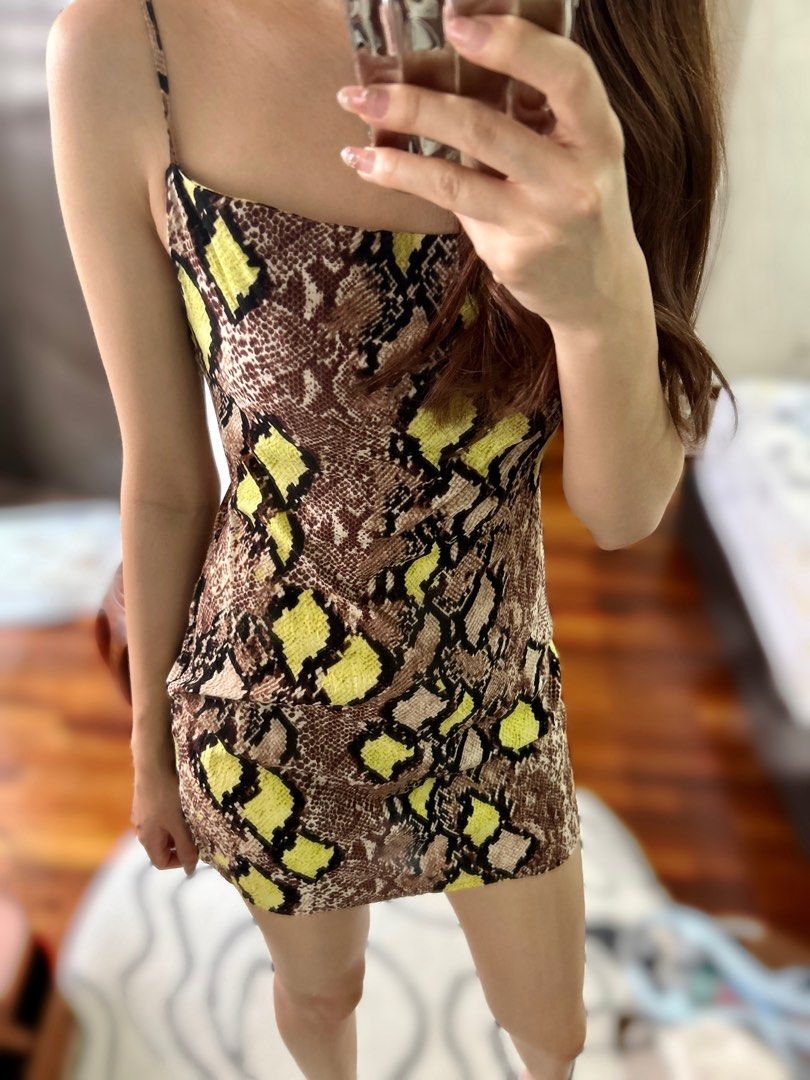 Snake print bodycon dress store