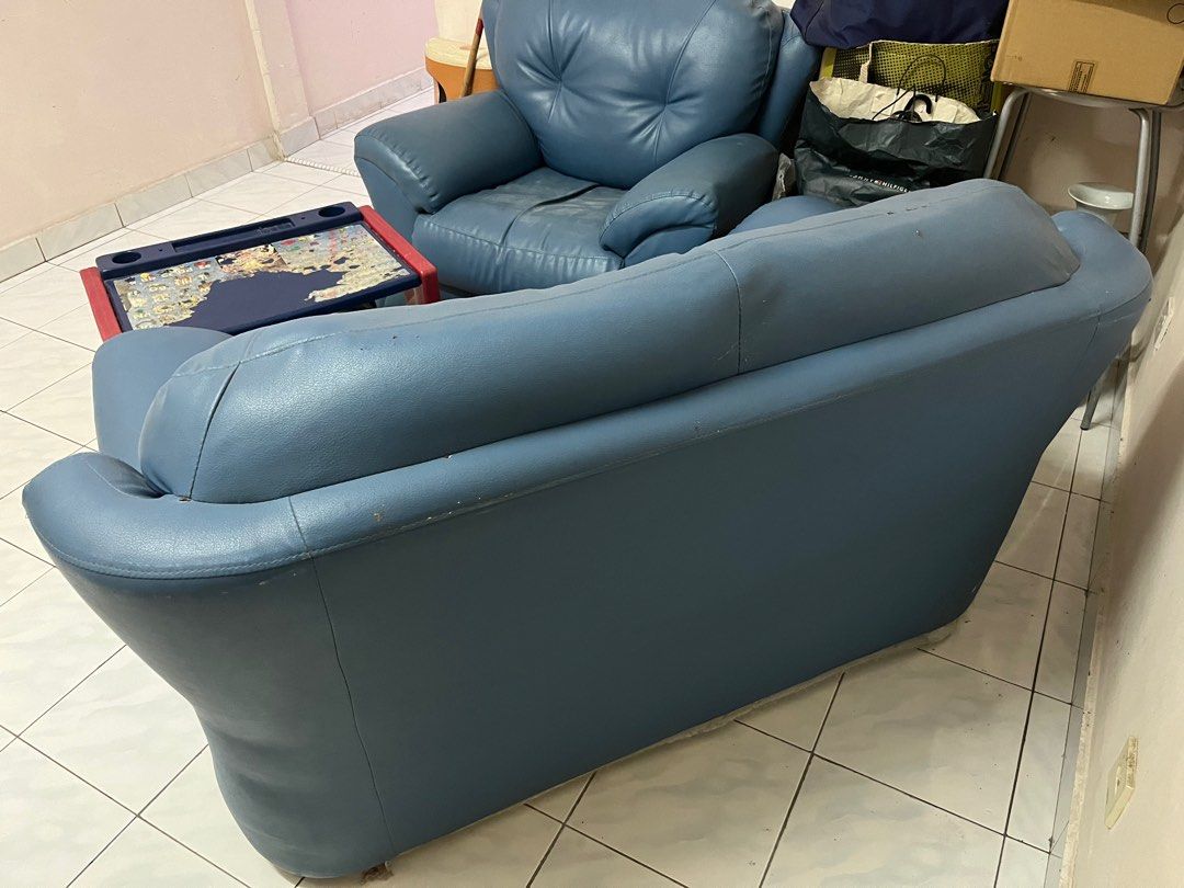 Sofas (Category: Sofas) located in Kuala Lumpur. Submitted by ckyaw00 (Listing ID 1217440484, Image 3). Description: Available at seremban Self collected Size sofa Long 60” inch Width 36” inch Height 33”inch .