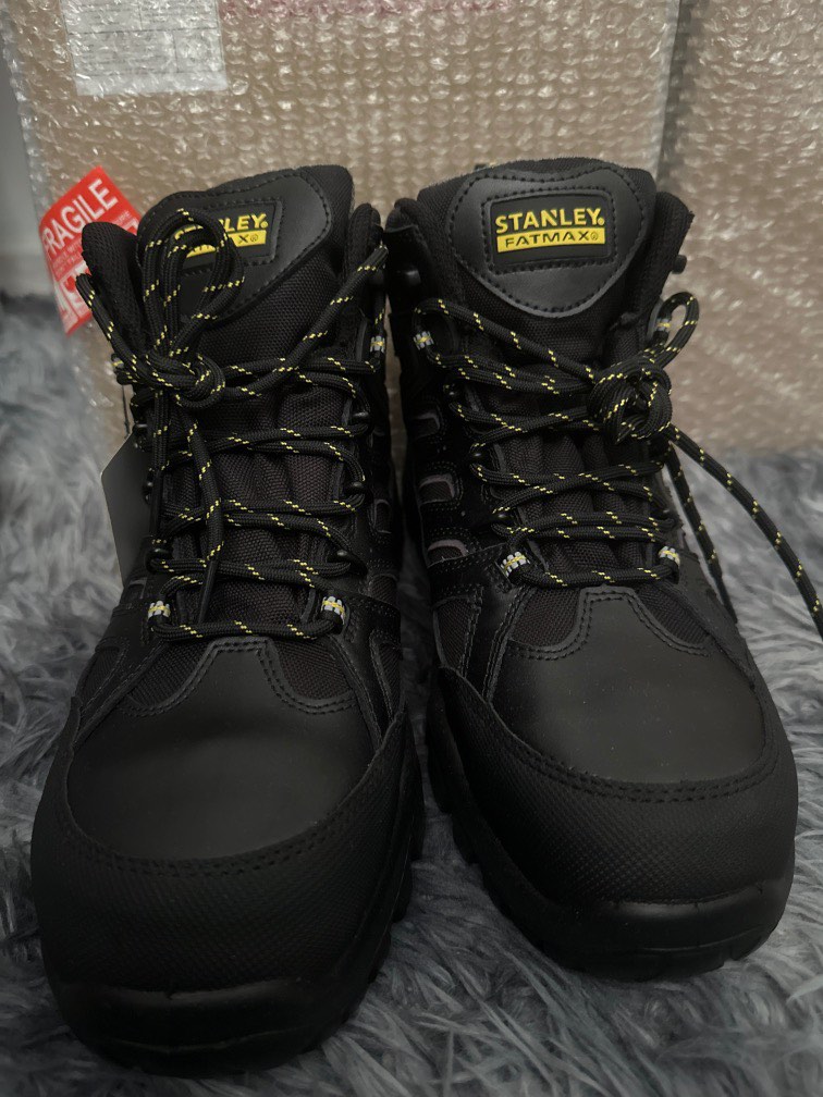Stanley Fatmax Safety Shoes, Men's Fashion, Footwear, Boots on Carousell