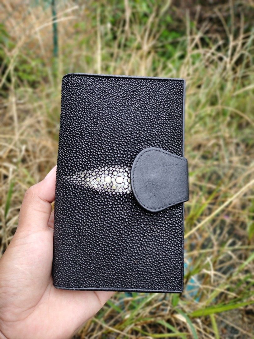 Stingray new arrivals skin purse