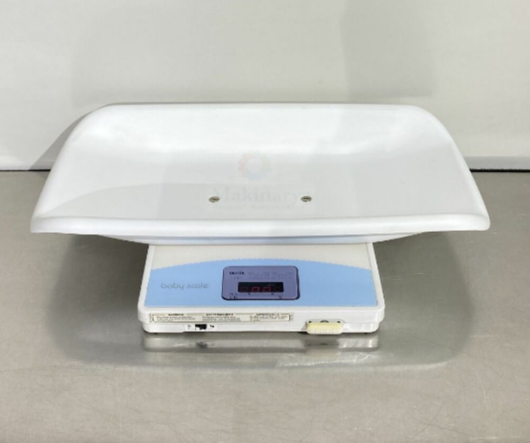 Tanita Digital Baby Scale 1584 (Category: Health Monitors & Weighing Scales) located in Manila. Submitted by makinaryageneral.merchandise (Listing ID 1143132433, Image 1). Description: 1. Durable ABS plastic Material 2. Lightweight and portable 3. Weight lock function available. 4. Can register measurement quickly even when baby is moving 5. Easy to read LED display 6. Automatic power off 7. Kg/lb switch .