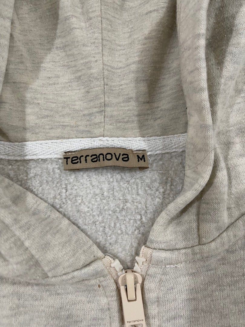 Terranova Cream/Beige Jacket (Category: Coats, Jackets and Outerwear) located in Lucena. Submitted by rdct_ (Listing ID 1217530978, Image 3). Description: Terranova Cream/Beige Jacket XS.