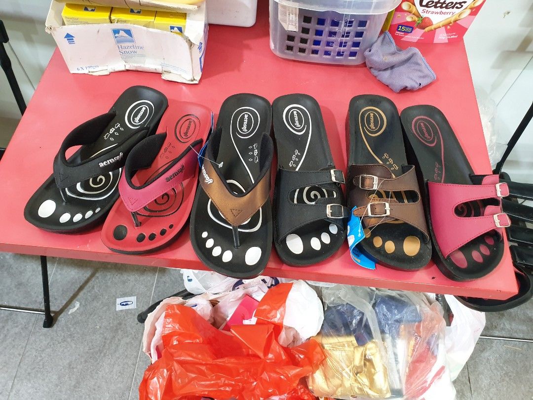 Anna sandals wholesale hotsell