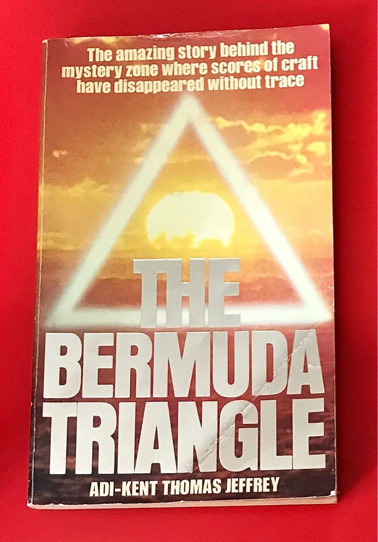 THE BERMUDA TRIANGLE BOOK, Hobbies & Toys, Books & Magazines