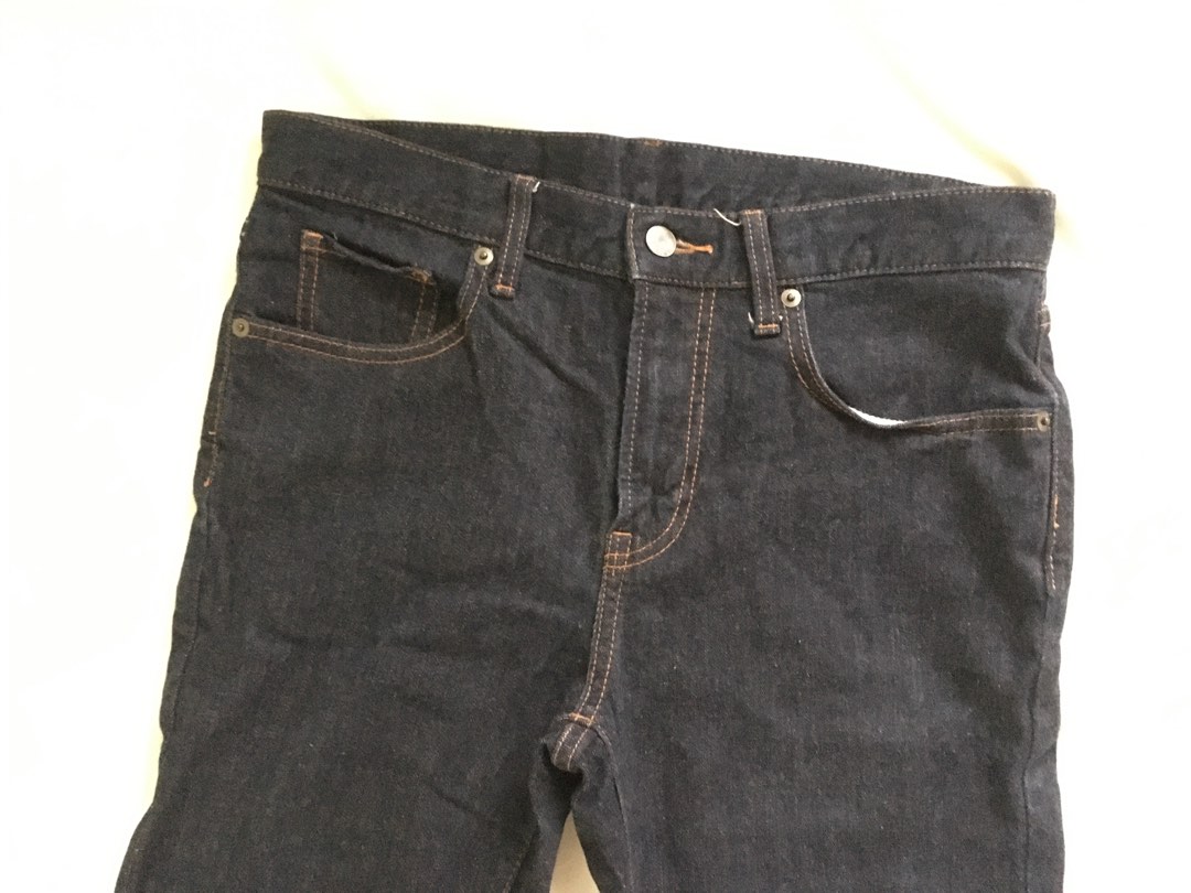 Uniqlo jeans maong pants 30 on Carousell