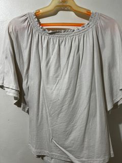 (Category: ) located in . Submitted by _decluttermycloset_ (Listing ID 1217585325, Image 1). Description: .