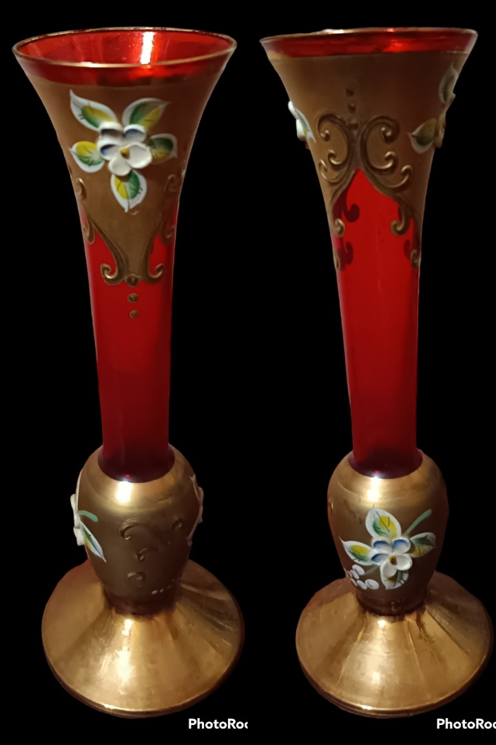 24 Vintage Red Cadmium GLOW Glass Hearts In Vtg Ema Jar UV GLOW