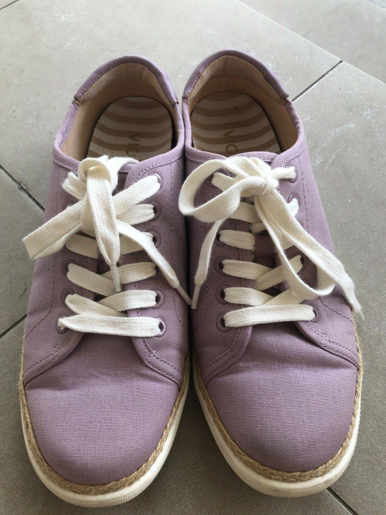 Vionic hattie sneaker new arrivals