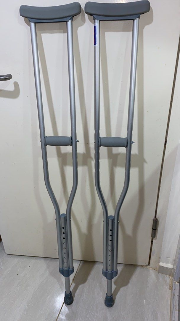Walking Frame, Crutches, Health & Nutrition, Assistive & Rehabilatory Aids, Wheelchairs on Carousell