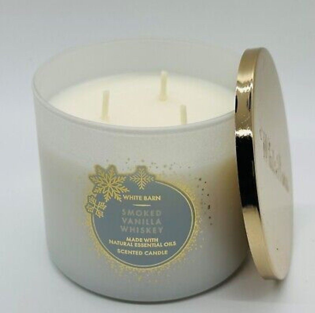 White Barn Smoked Vanilla Whiskey scented 3 wick candle
