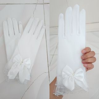 White Mesh Dainty Gloves with bow