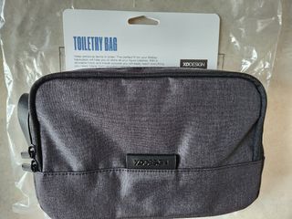 XD Design Toiletry Bag – Greyish Black