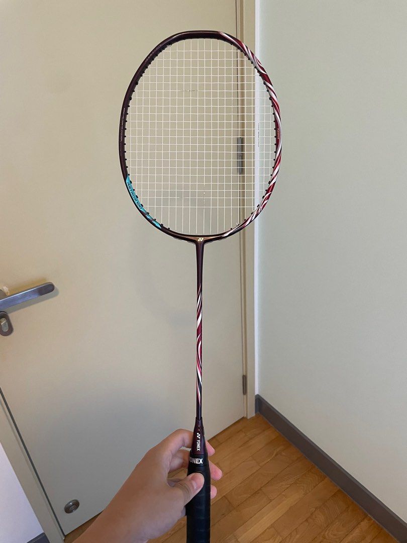 【美品】YONEX ASTROX 100zz 3U5 ASTROX 100 ZZ （3UG5、傷あり） Yonex Astrox 100ZZ jp. Code 3UG5