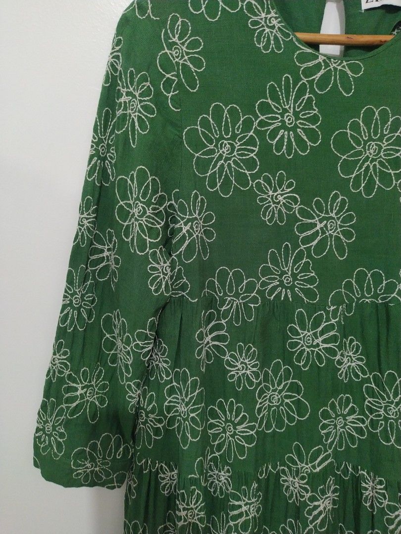 Zara Floral Embroidered Dress, Women's Fashion, Dresses & Sets, Dresses