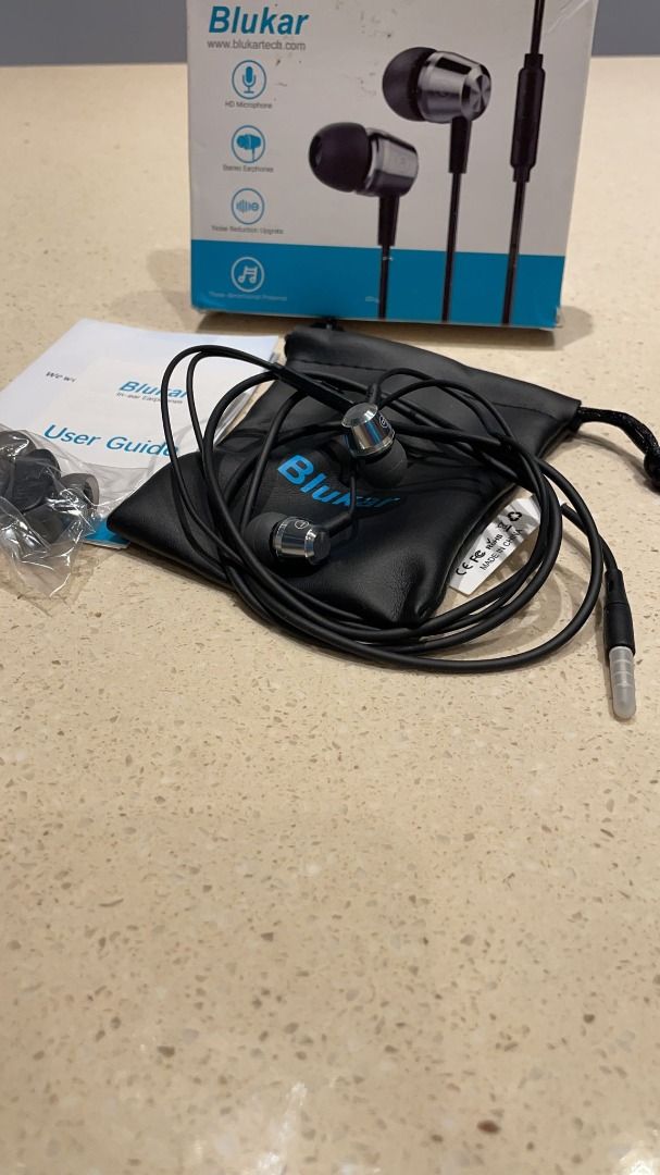 053 In Ear Headphones Blukar Headphones with Microphone and