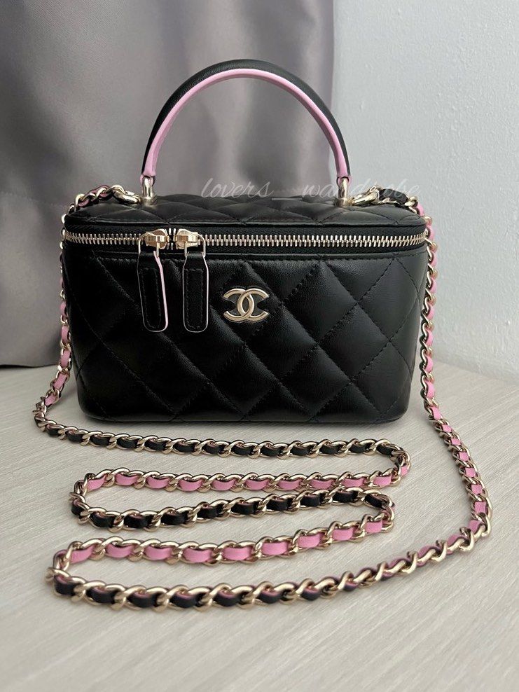 🖤💗 23P Chanel Top Handle Vanity in Black Pink