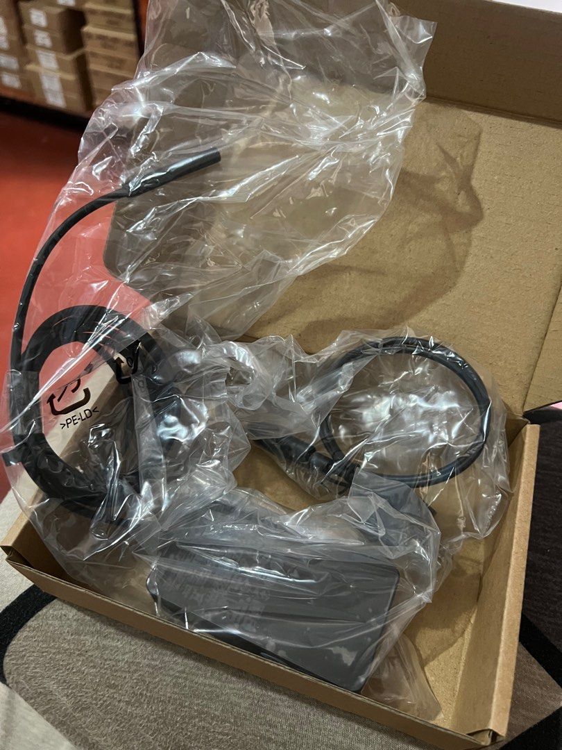44w Microsoft Surface Pro 5 Charger (Category: Chargers) located in Makati City. Submitted by jc.cuerdo (Listing ID 1217685439, Image 2). Description: .