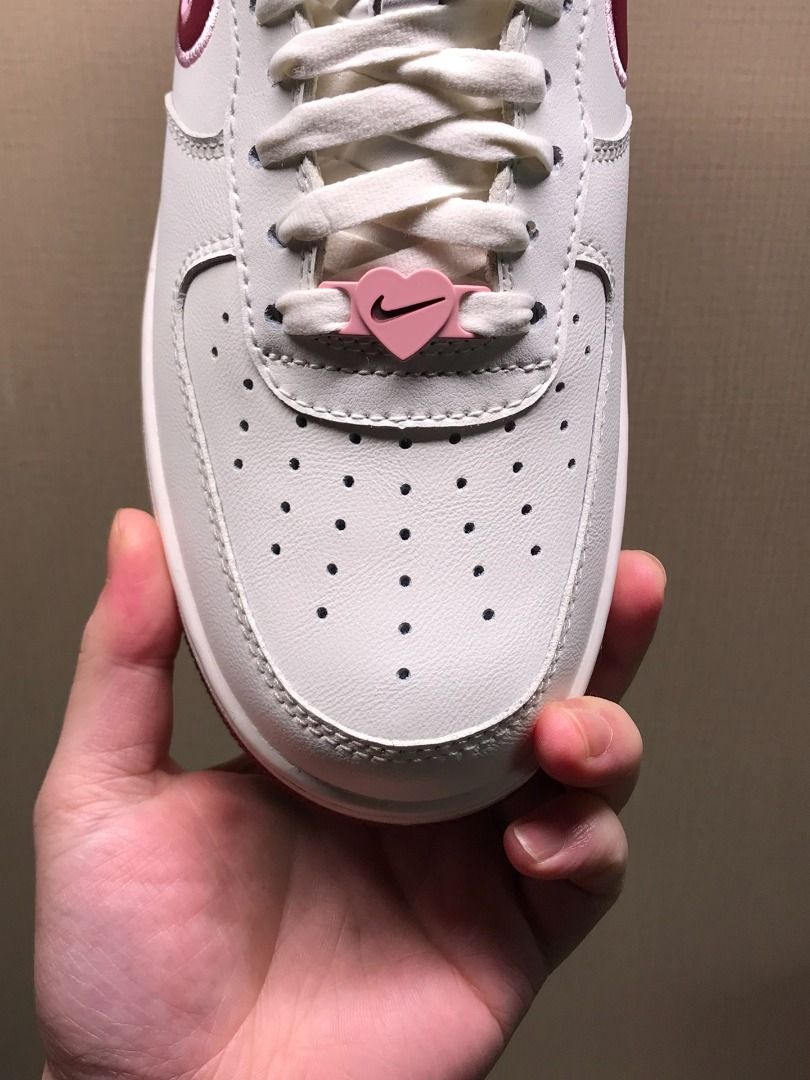 Nike Air Force 1 LV8 Valentine's Day Grade School Kids' Shoe