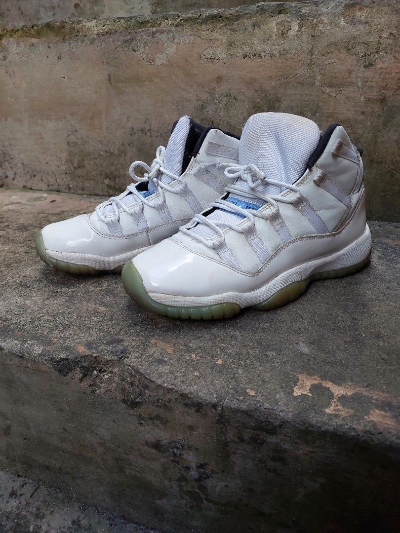 Air Jordan 11 Retro Legend Blue on Carousell