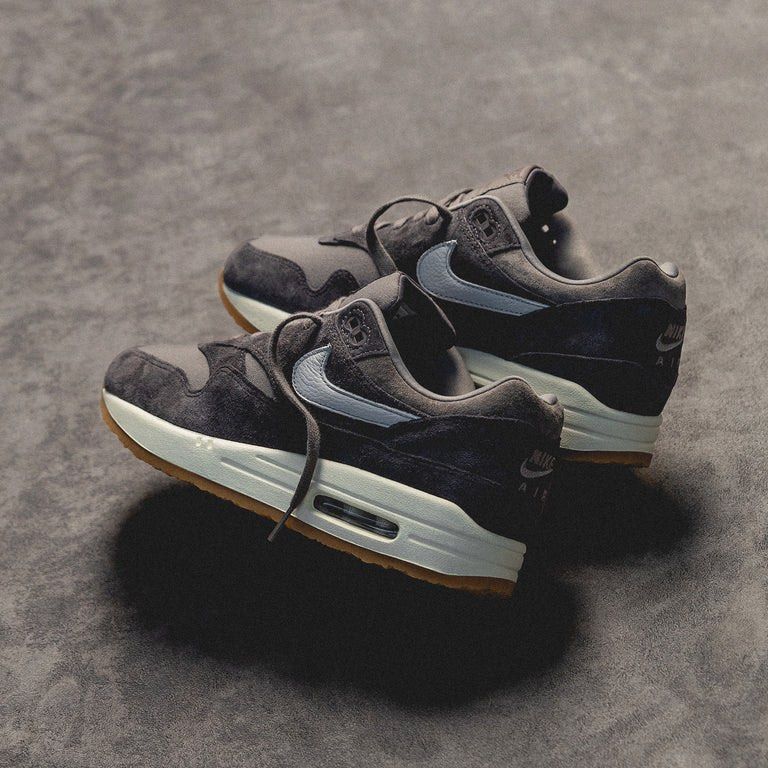 Air Max 1 Premium Soft Grey Crepe