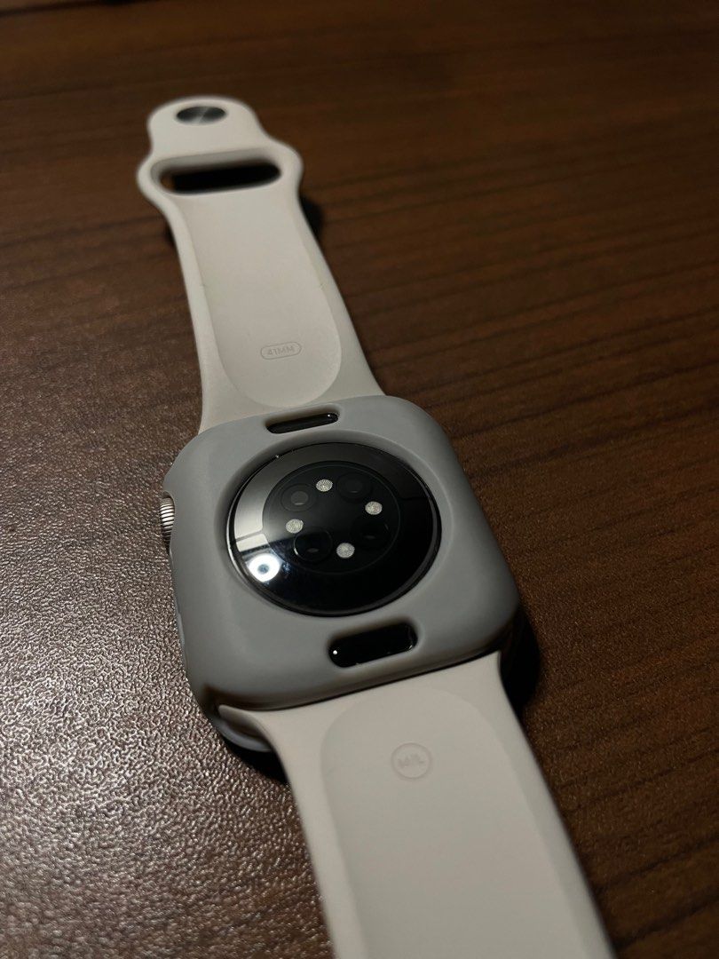 Apple Watch Series 7 41mm (Category: Wearables & Smart Watches) located in Manila. Submitted by francoislilo (Listing ID 1217765655, Image 3). Description: Hello, selling my apple watch series 7 41mm. •Battery Health at 97% •Faint signs of usage •With original starlight strap •No box •Magnetic charger included Meet up at Robinsons Manila RFS: no longer needed.