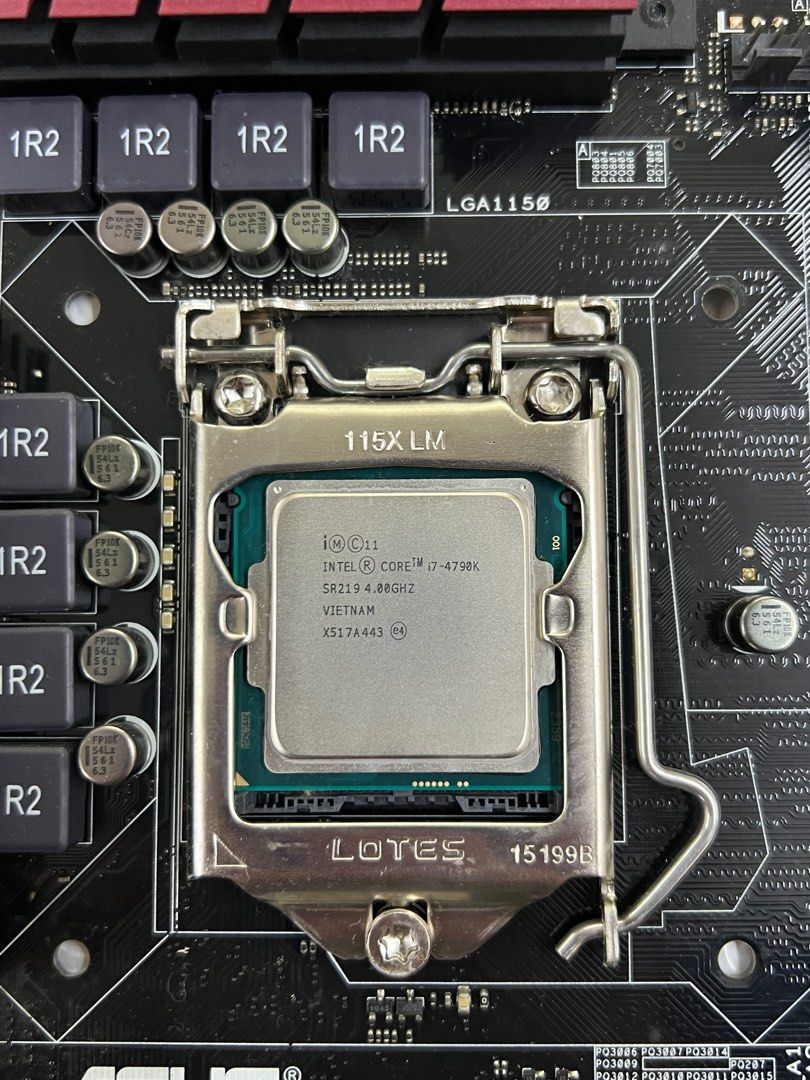 ASUS Z97-PRO GAMER + i7-4790K + HyperX DDR3 16GB, 電腦＆科技, 桌上