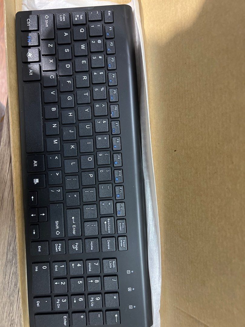 [B2946] Wireless Keyboard and Mouse Silent Combo, TopMate 2.4G Ultra