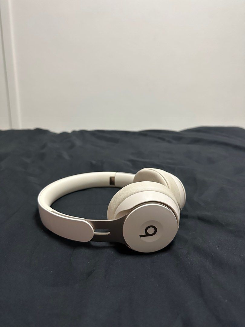 Beats solo sales 3 ivory