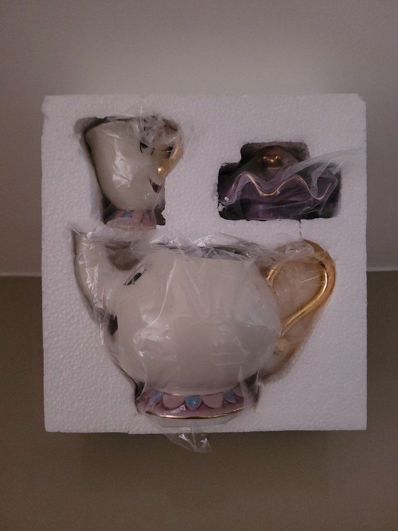 Disney's Beauty & the Beast 2pc teapot set Mrs. Potts & Chip