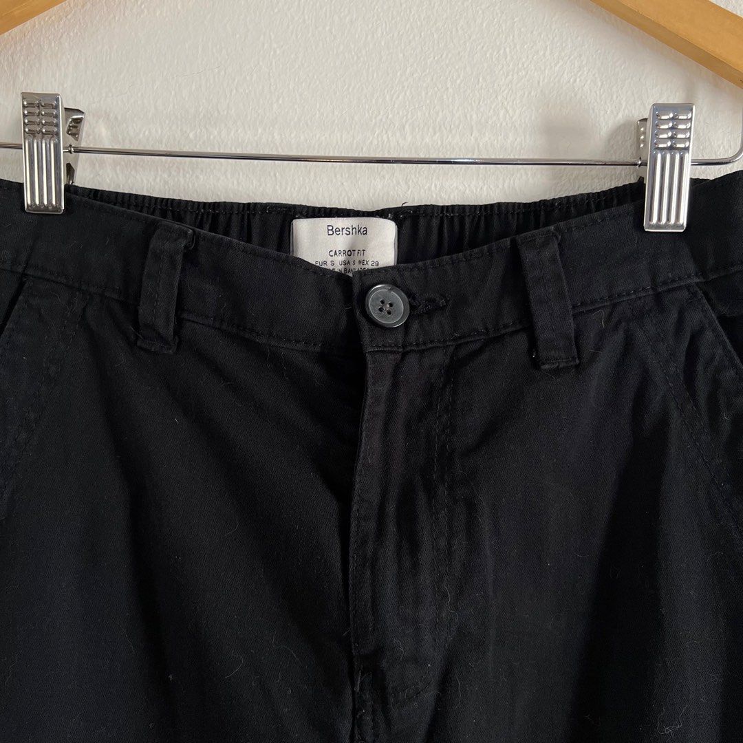 bershka cargo pants, Women's Fashion, Bottoms, Jeans on Carousell