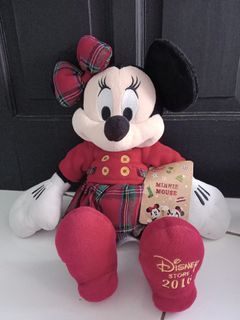 Boneka Minnie Mouse Disney Store 2016 chirstmast edition