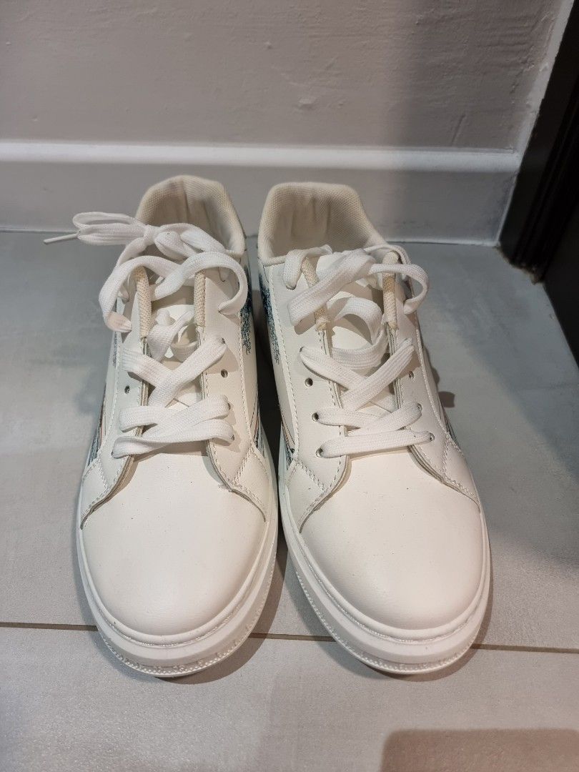 W brand shoes sale