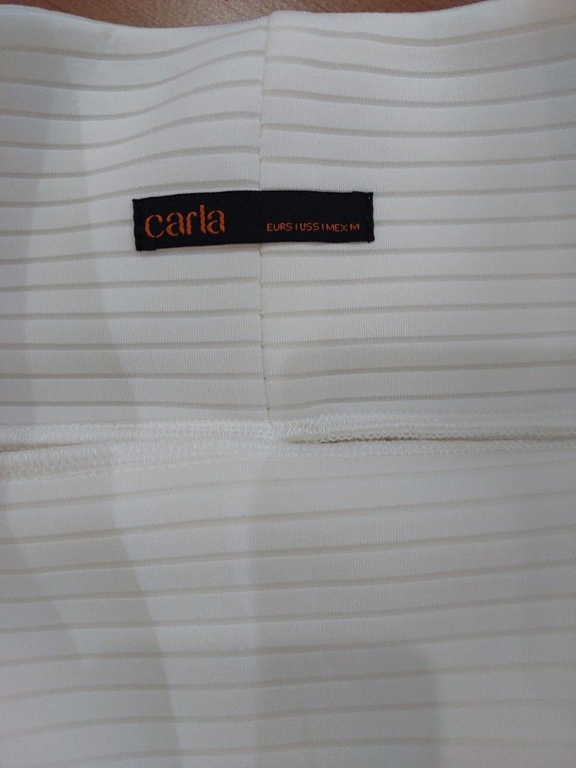 Carla skirt, Fesyen Wanita, Pakaian Wanita, Gaun & Rok di Carousell