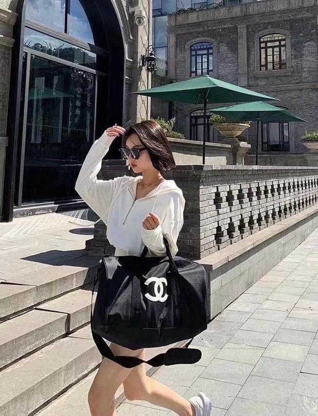 Chanel sports online bag