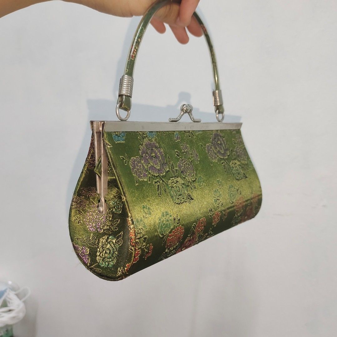 Cheongsam chinese style clutch bag, Women's Fashion, Bags & Wallets, Clutches on Carousell