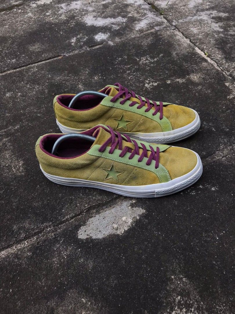 CONVERSE ONE STAR SIZE 44 5 Fesyen Pria Sepatu Sneakers di