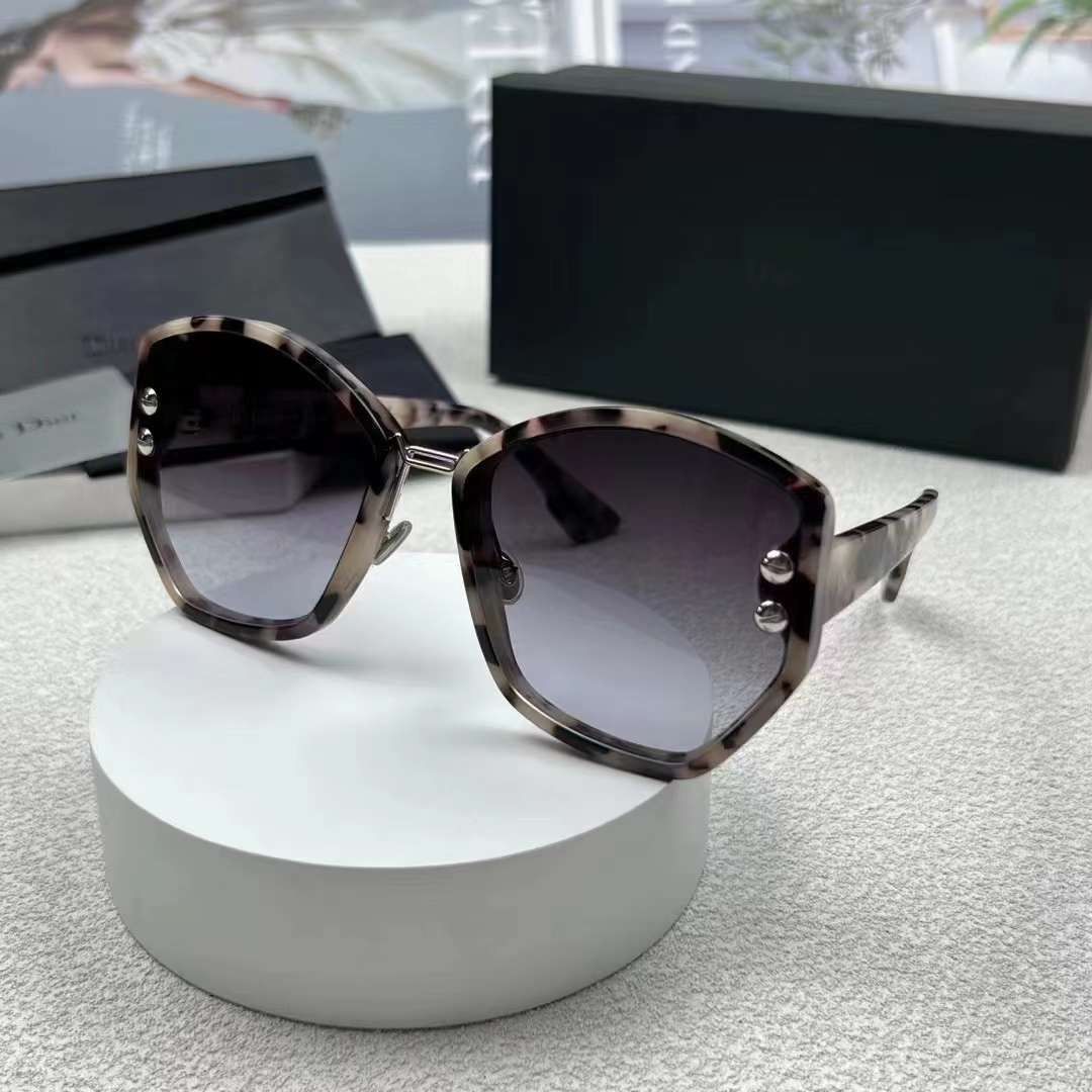 Designer Frames Outlet Dior Sunglasses ADDICT 2