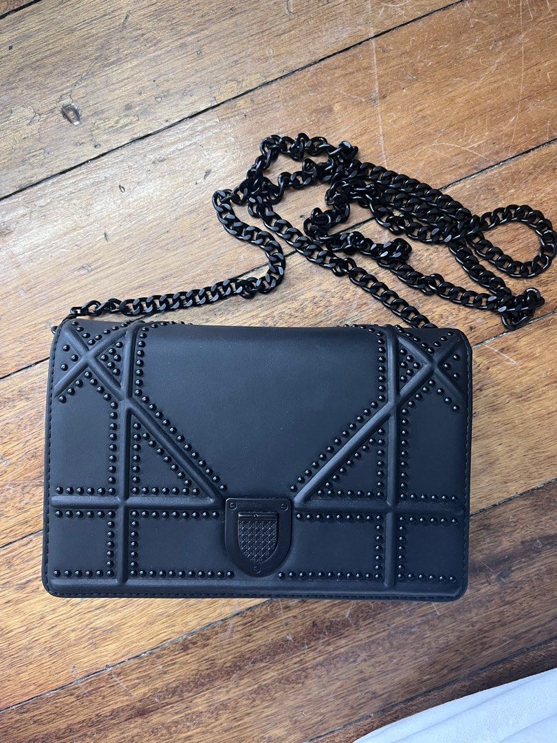 Diorama ultra black 2025 clutch
