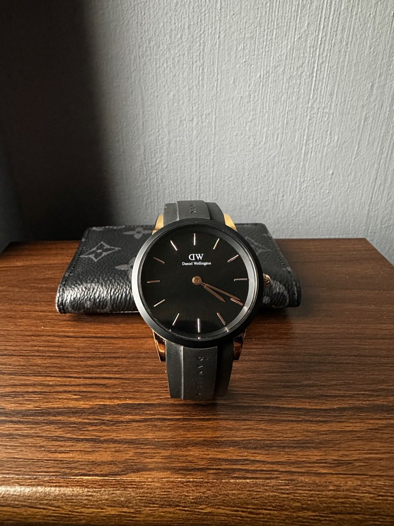 DW Daniel Wellington Iconic Motion Watch 40mm Black Rose gold Men s Fashion Watches Accessories Watches on Carousell