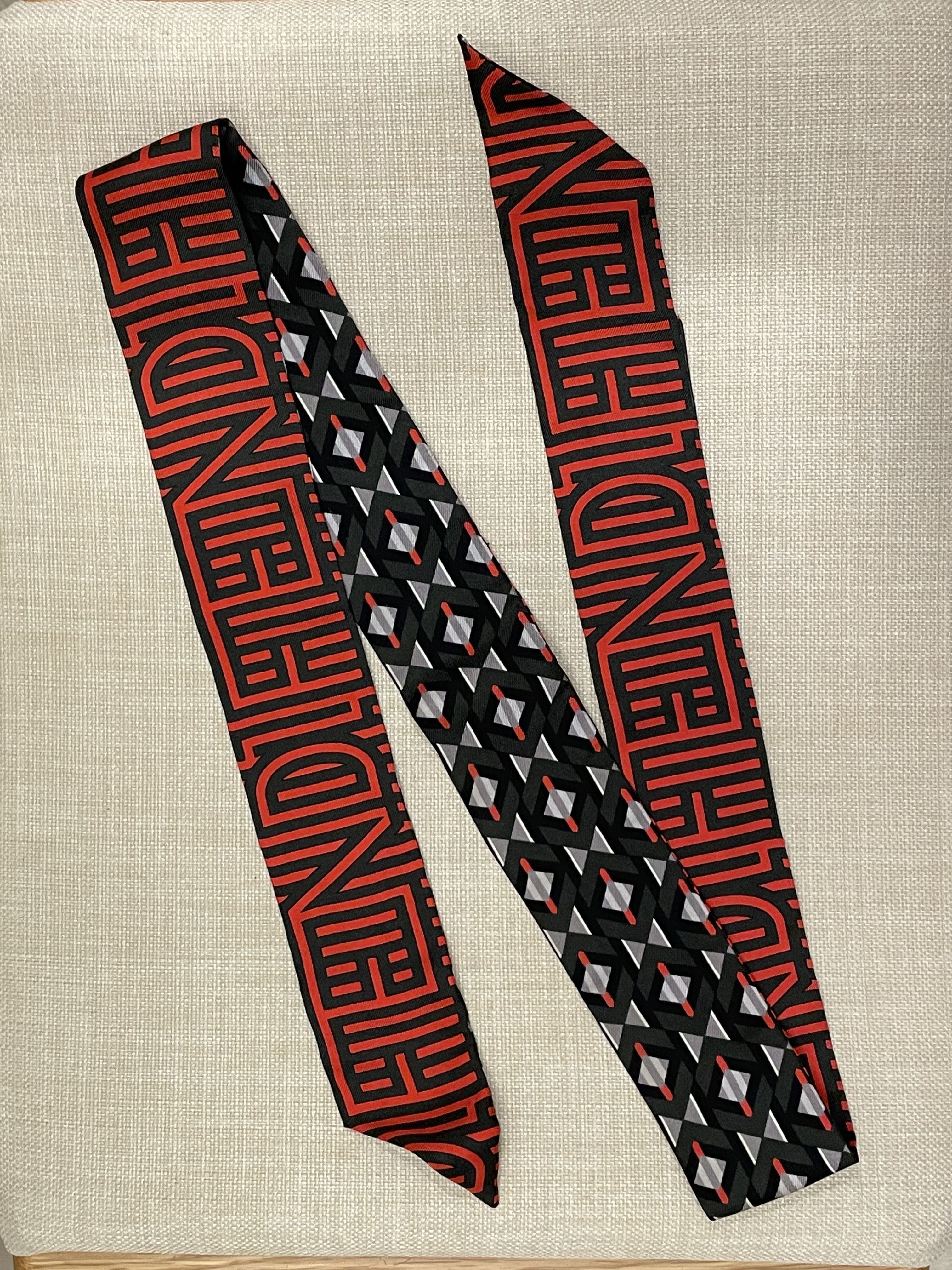 ❌SOLD❌Fendi wrappy scarf Fendi silk scarf Fendi scarves twilly