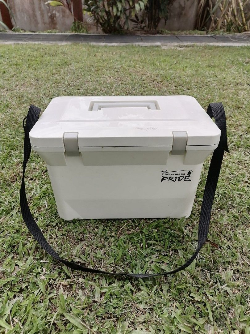 Fisherman s pride cooler box white with strap Sports Equipment