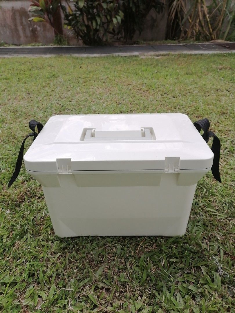 Pride cooler box hotsell