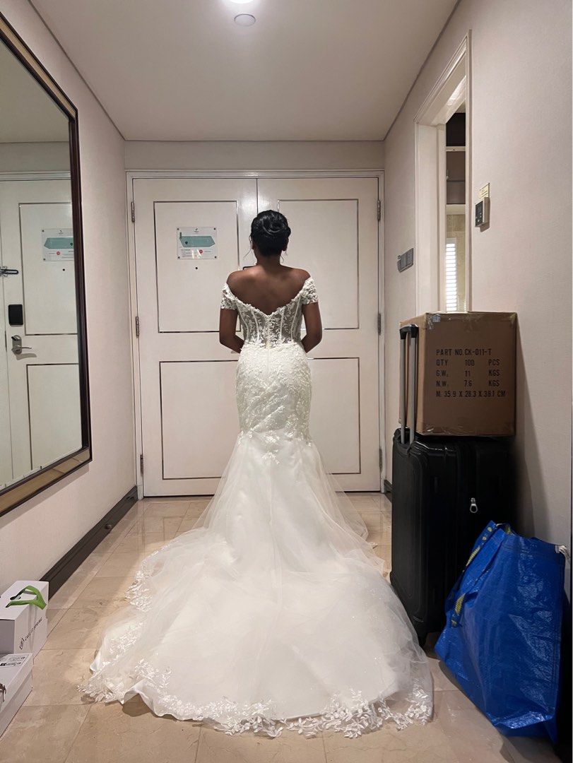 White gown clearance wedding dress