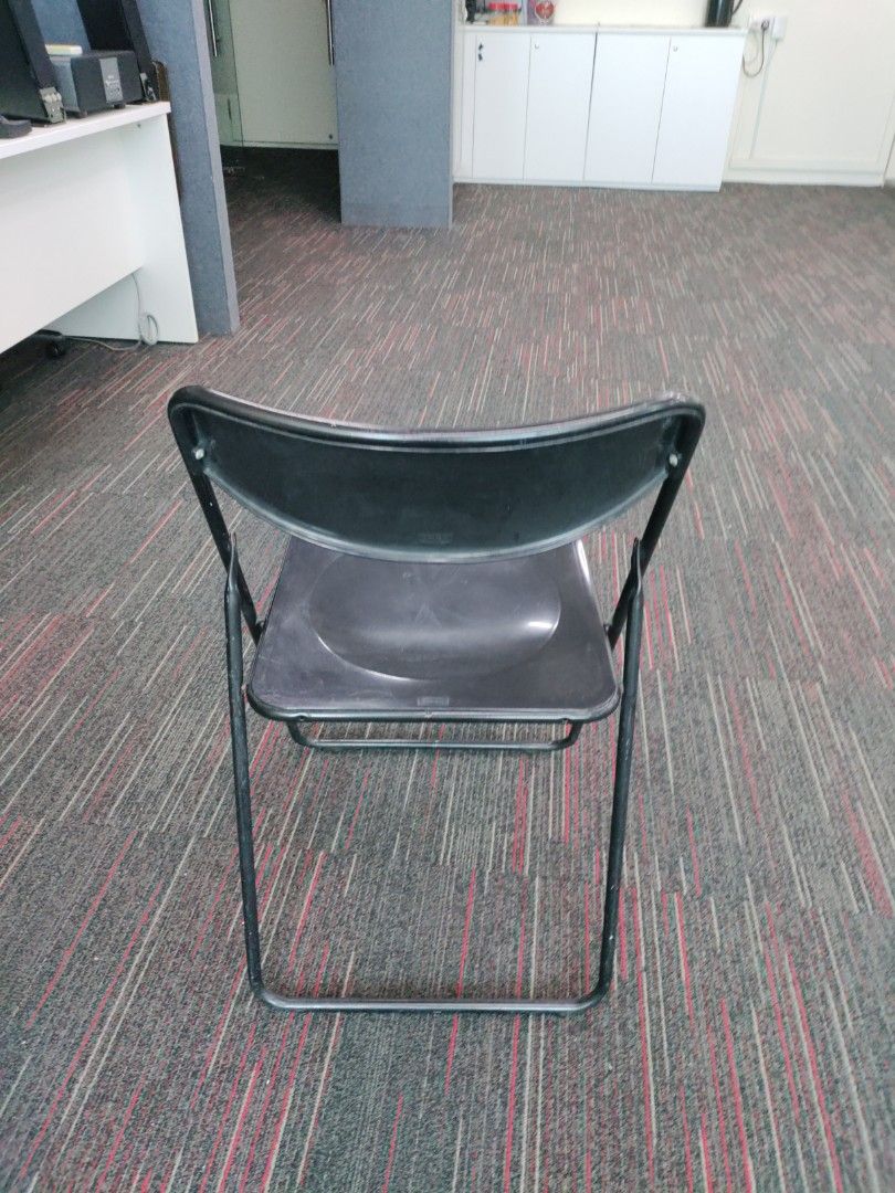 Foldable heavy weight chair, Furniture & Home Living, Furniture, Chairs