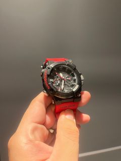 G shock master of G analogue frogman red