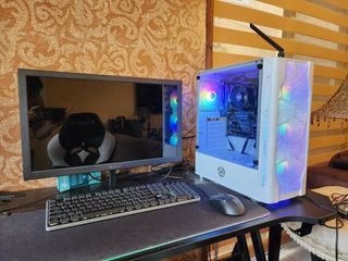 Gaming Computer Ryzen 5 with Gaming Chair and Table