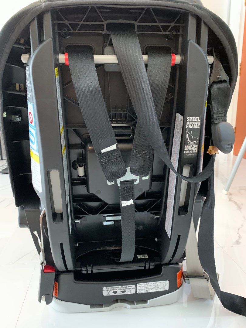 Graco 4EVER (Category: Car Seats) located in Singapore. Submitted by MS456 (Listing ID 1217691965, Image 3). Description: Retail price bought at $569. Infant insert included..