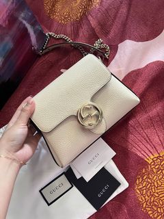 (Category: ) located in . Submitted by maiclosetph (Listing ID 1217651010, Image 1). Description: .