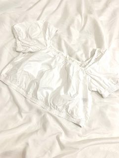 H&M Puffed Sleeve Blouse